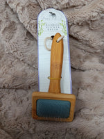 Poppy & Basil - Bamboo Slicker Brush