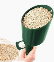 Supa - Wild Bird Food Scoop & Dispenser - Green