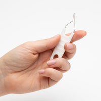 Mikki - Itchy 'n' Scratchy - Tick Picker for Cats & Dogs