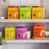 Forthglade - Just Natural Menu (Grain Free) - Chicken With Heart - 395g Pouch

